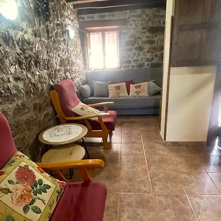 Casa El Collau I * La Frecha